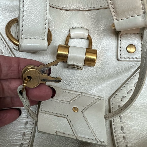 🤍🤍Lovely off white Yves Saint Laurent YSL Leather handbag - Picture 8 of 12